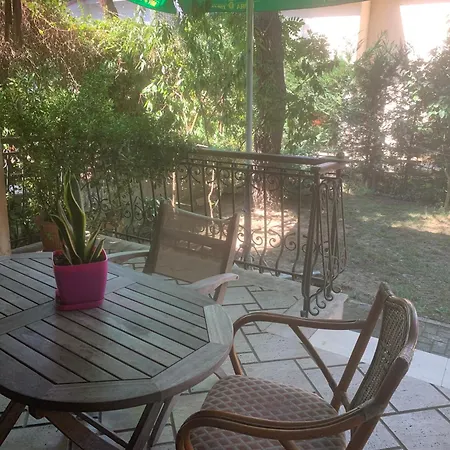 Villa Miro Villa Golem (Tirana)